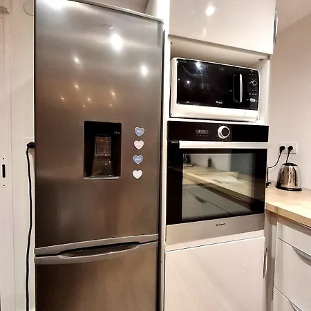 Kwatera prywatna Le 421, Jacuzzi Entre Amis,famille Béziers