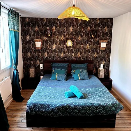 Le 421, Jacuzzi Entre Amis,familles Homestay
