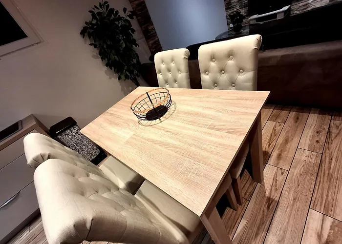 Le 421, Jacuzzi Entre Amis,familles Béziers