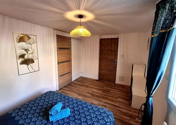 Quarto em Acomodações Particulares Le 421, Jacuzzi Entre Amis,familles